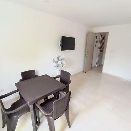 Apartamento Nuevo A Una Cuadra Del Rodadero Gaira Eksteriør billede
