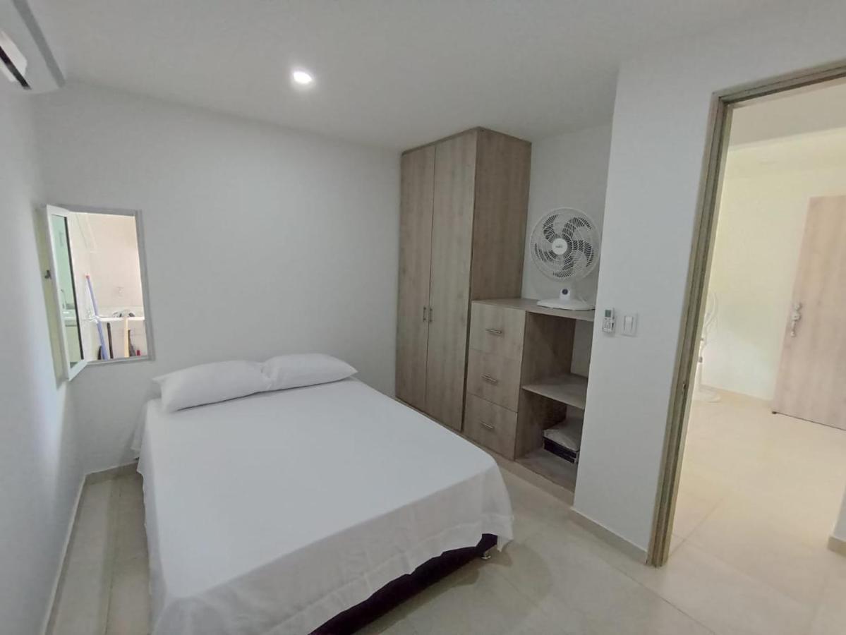 Apartamento Nuevo A Una Cuadra Del Rodadero Gaira Eksteriør billede
